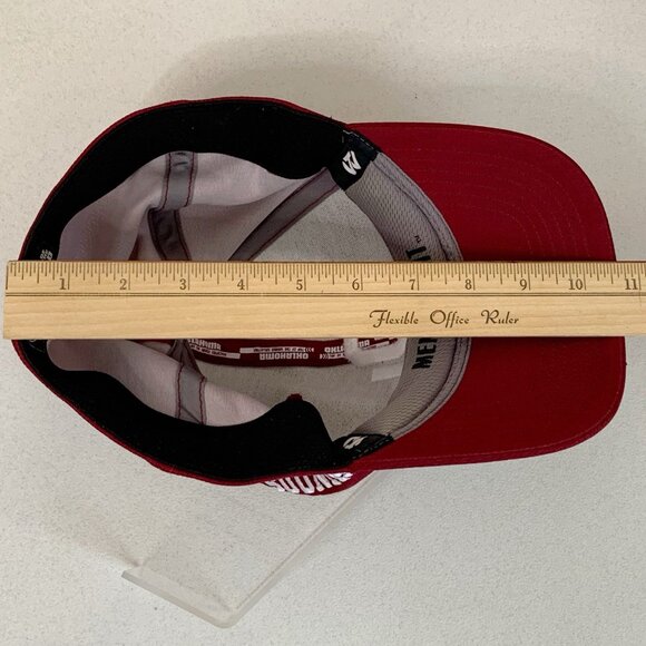 Oklahoma University Sooners Ball Cap Top Of The World Burgundy Embroidered Fan - Picture 10 of 11